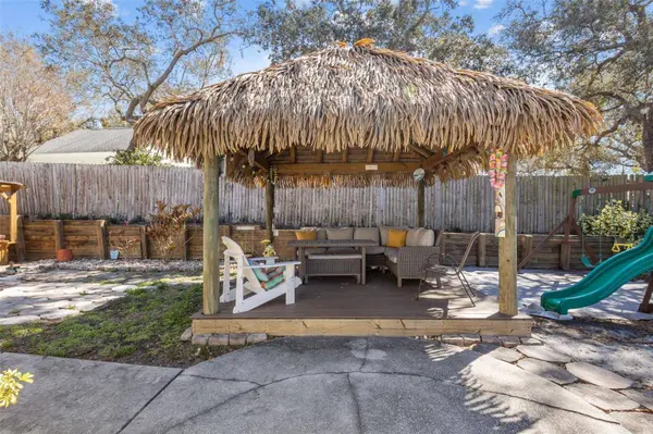 275 S HIGHLAND AVE, Tarpon Springs, FL 34689