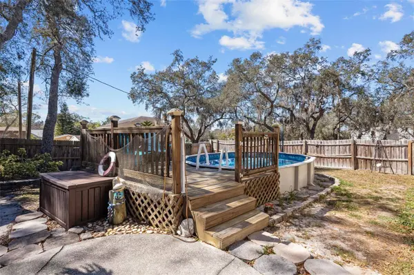 275 S HIGHLAND AVE, Tarpon Springs, FL 34689