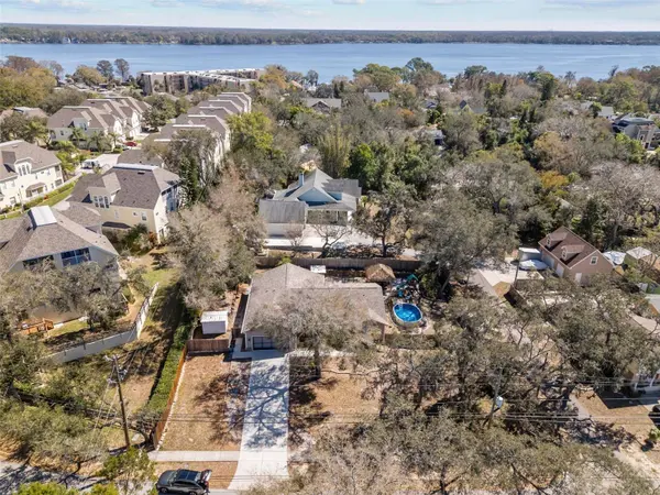 275 S HIGHLAND AVE, Tarpon Springs, FL 34689
