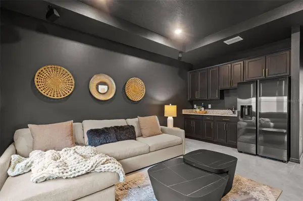 32326 CONCHSHELL SAIL ST, Wesley Chapel, FL 33545