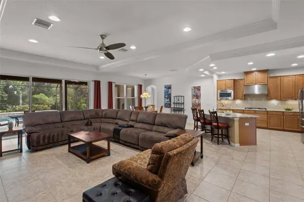 1584 VIRGINIA WILLOW DR, Wesley Chapel, FL 33544