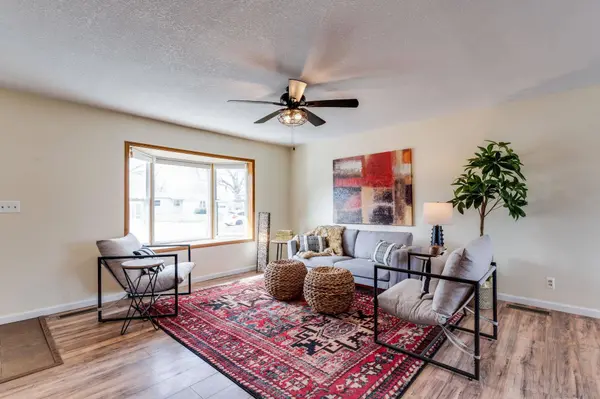 950 N Country Acres, Wichita, KS 67212