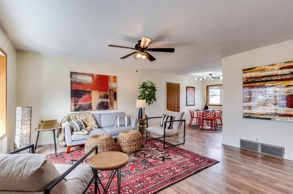 950 N Country Acres, Wichita, KS 67212