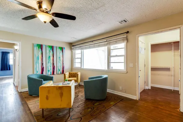 922 N Country Acres, Wichita, KS 67212