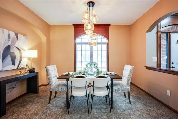 2925 N Pepper Ridge Ct, Wichita, KS 67205