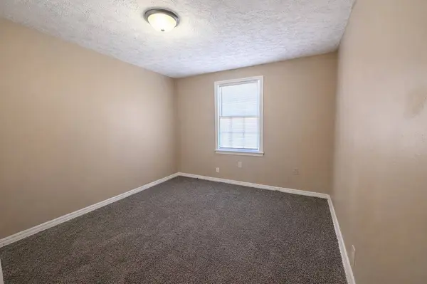 1722 E 22nd St N, Wichita, KS 67219