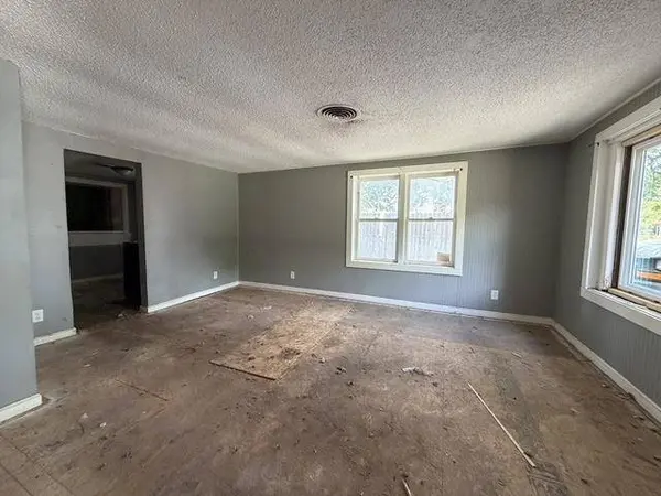 1141 N Madison, Wichita, KS 67214