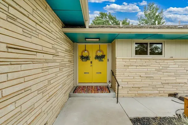 2420 N Dellrose St, Wichita, KS 67220