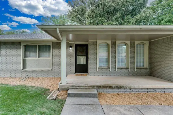 849 N Brook Forest Rd