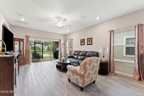 7379 HILLADALE CREEK LN, Jacksonville, FL 32222