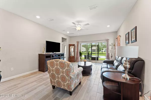 7379 HILLADALE CREEK LN, Jacksonville, FL 32222