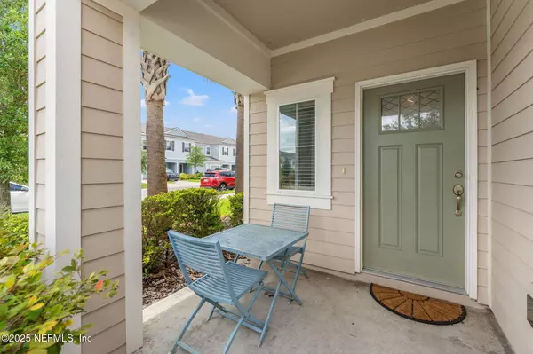 13106 ANNIES WALK DR, Jacksonville, FL 32218