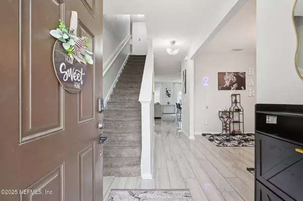 6787 SANDLE DR, Jacksonville, FL 32219