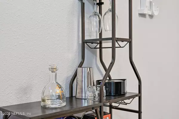 6787 SANDLE DR, Jacksonville, FL 32219