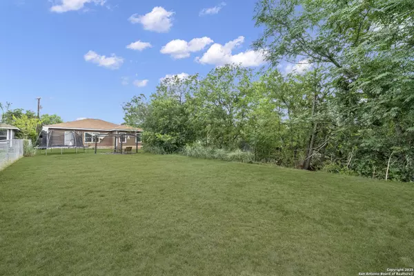 6538 Marcum, San Antonio, TX 78227