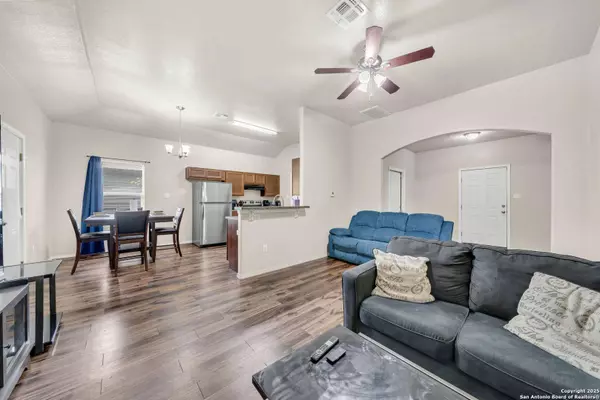 6538 Marcum, San Antonio, TX 78227