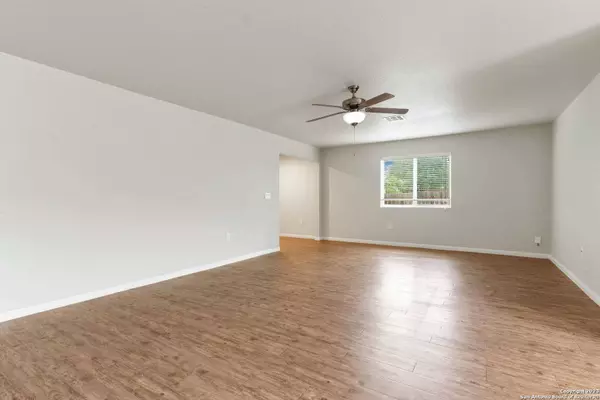 10538 Legacy Cove, San Antonio, TX 78240