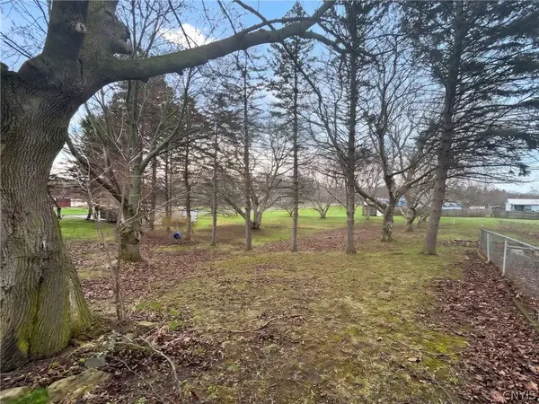 68 Mitchell ST, Oswego, NY 13126