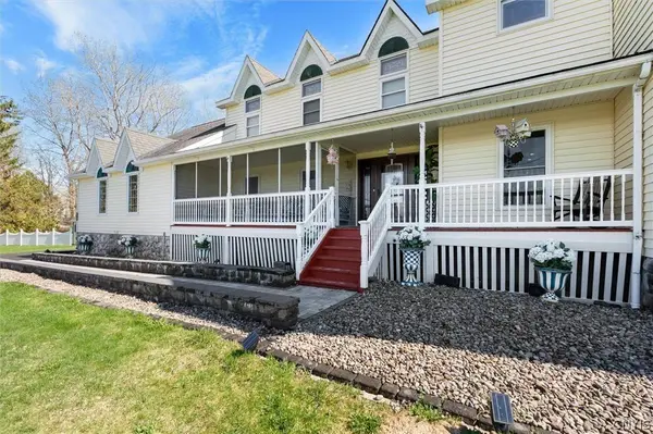 43 Lakeshore RD, Oswego, NY 13126