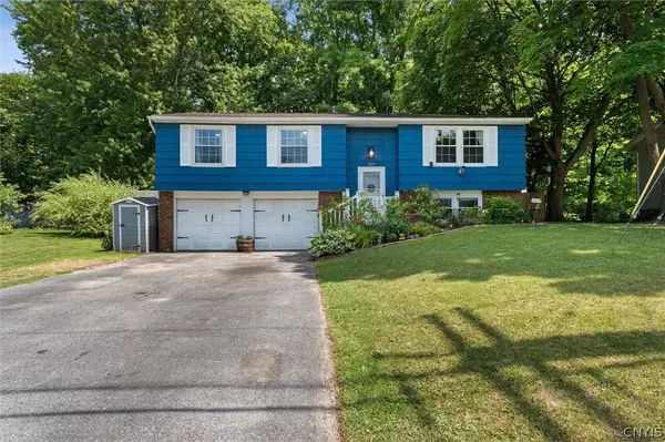 213 Birchwood BLVD, Baldwinsville, NY 13027
