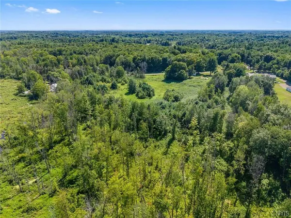 210 Goodfellow RD, Fulton, NY 13069