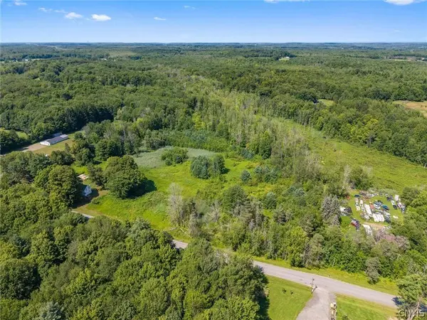 210 Goodfellow RD, Fulton, NY 13069