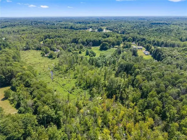 210 Goodfellow RD, Fulton, NY 13069