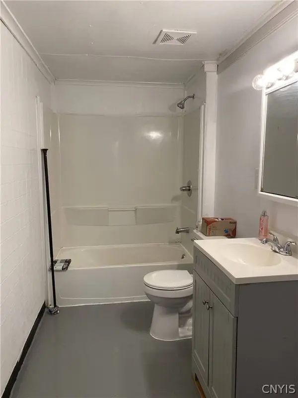 70 E Van Buren ST #68, Oswego, NY 13126