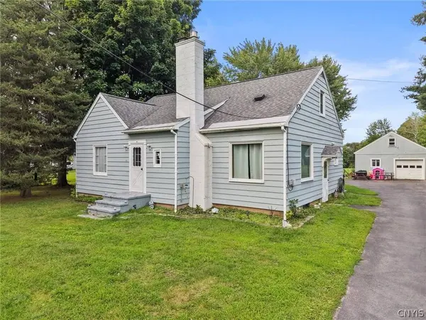 8 Davis ST, Mexico, NY 13114