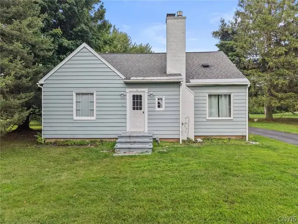 8 Davis ST, Mexico, NY 13114