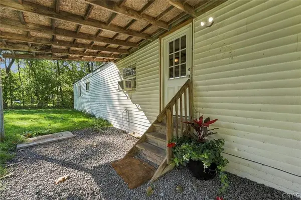 8314 State Route 104, Oswego, NY 13126