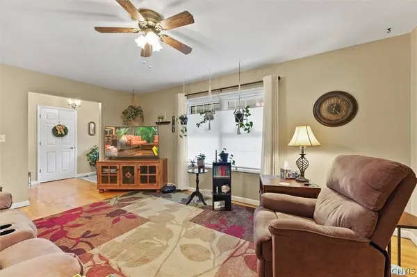 2198 County Route 7, Oswego, NY 13126