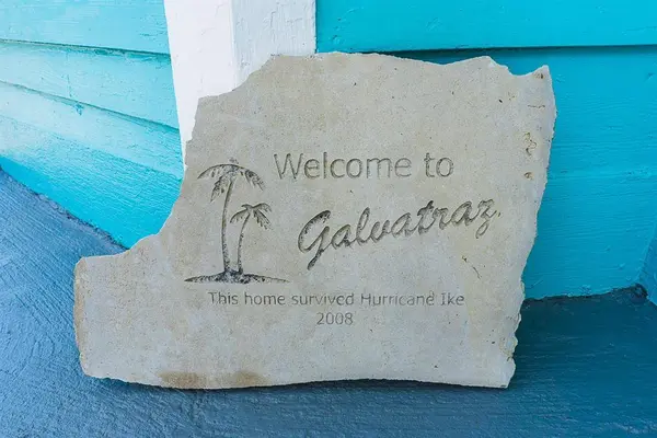 2025 Avenue O, Galveston, TX 77550