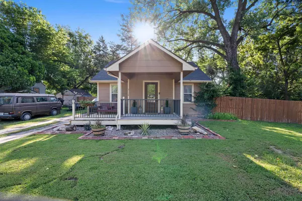 3118 N Hood Ave, Wichita, KS 67204