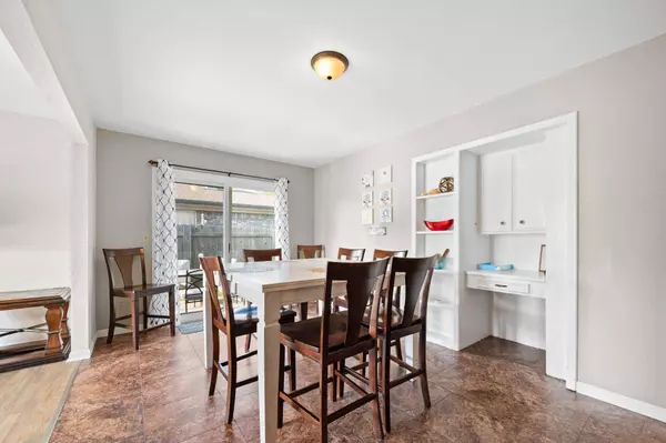 3129 S Pinecrest St, Wichita, KS 67210