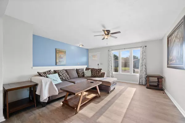 3129 S Pinecrest St, Wichita, KS 67210