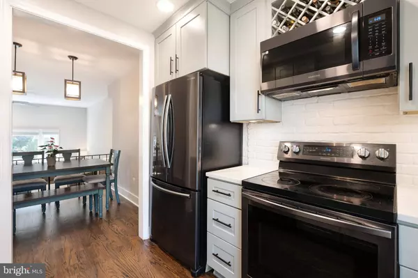 5829 REXFORD DR #713, Springfield, VA 22152