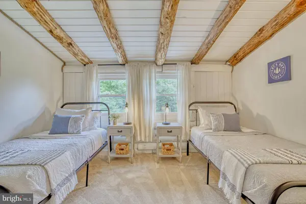 14422 CRAWLEYS DAM RD, Goldvein, VA 22720