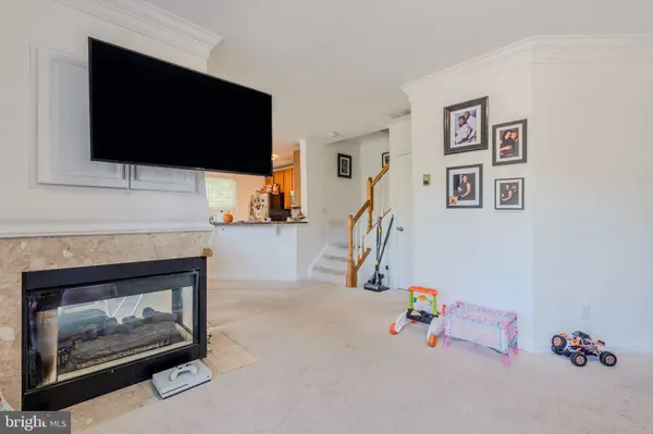 5975 TERRAPIN PL #301C, Alexandria, VA 22310