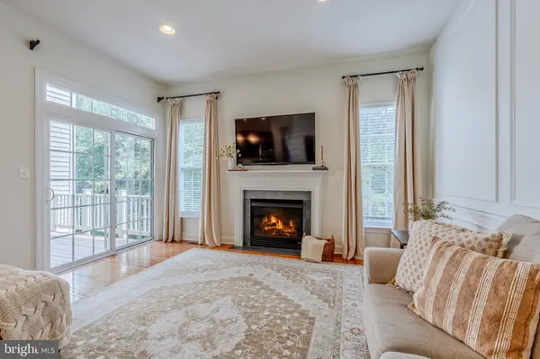 21884 FIELDTHORN TER, Broadlands, VA 20148