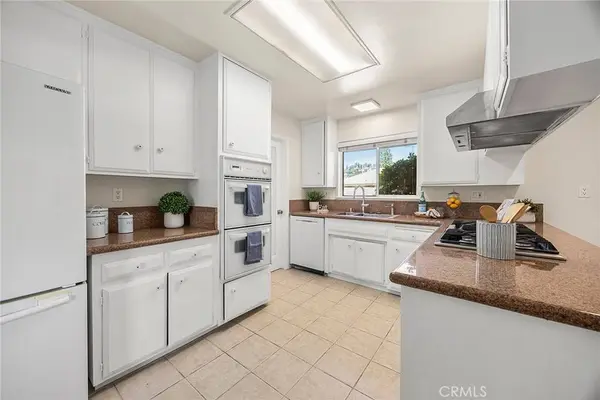 11582 Suburnas WAY, Santa Ana, CA 92705