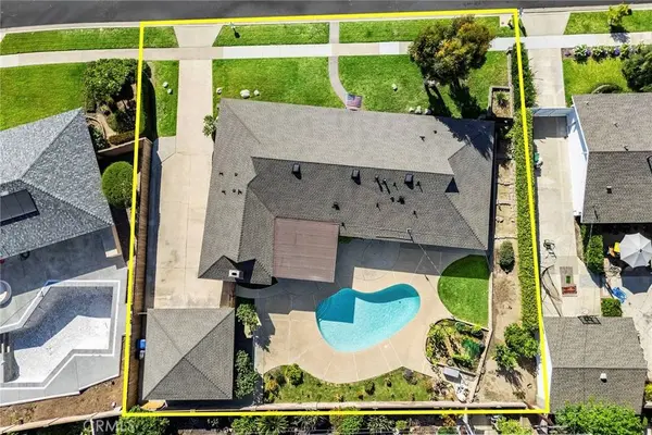 11582 Suburnas WAY, Santa Ana, CA 92705