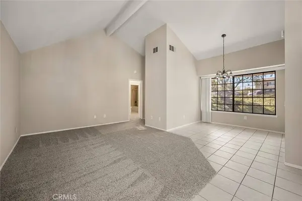 102 Kauai LN, Placentia, CA 92870