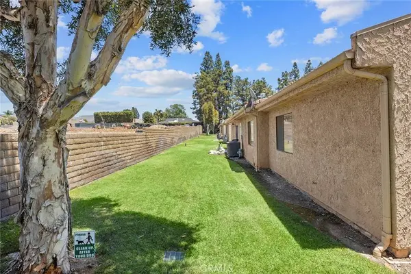 4678 Lakeview #1, Yorba Linda, CA 92886
