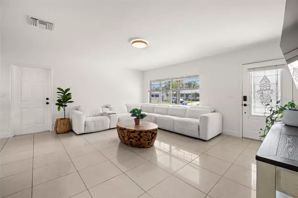 14917 PHILMORE RD, Tampa, FL 33613