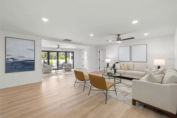 3801 DR MARTIN LUTHER KING JR ST N, St Petersburg, FL 33703