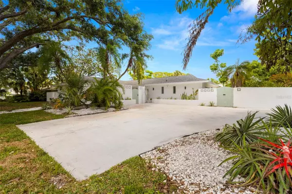 3801 DR MARTIN LUTHER KING JR ST N, St Petersburg, FL 33703