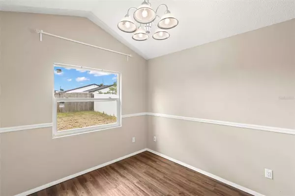 1421 VINETREE DR, Brandon, FL 33510