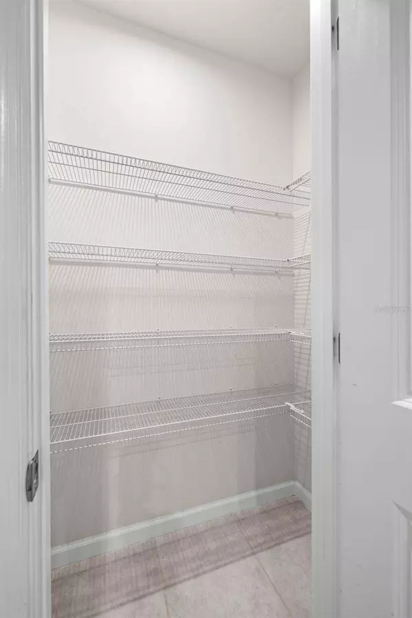 17742 TURNING LEAF CIR, Land O Lakes, FL 34638