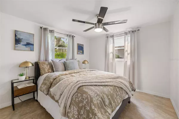 111 W HIAWATHA ST, Tampa, FL 33604